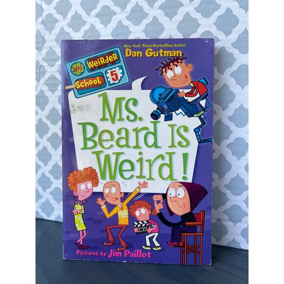 Mrs. Beard is Weird by Dan Gutman Paperback Book Pre-Loved - Picture 1 of 6